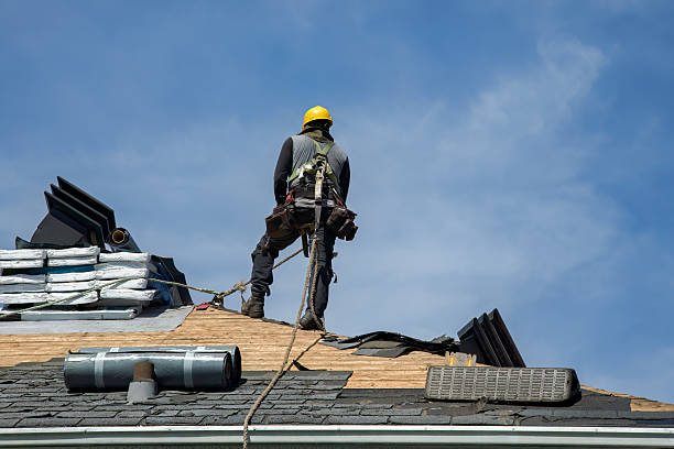Professional Roofing technician working in Naches, WA